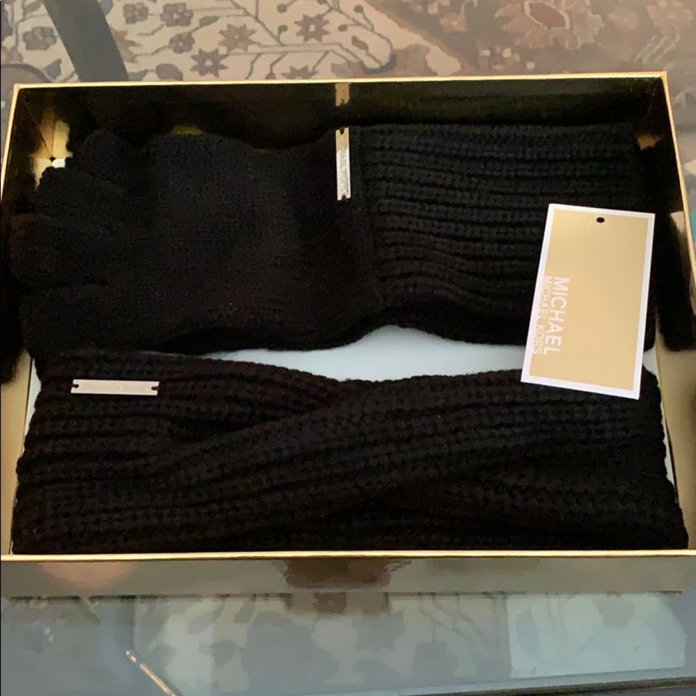 MK headband and fingerless gloves